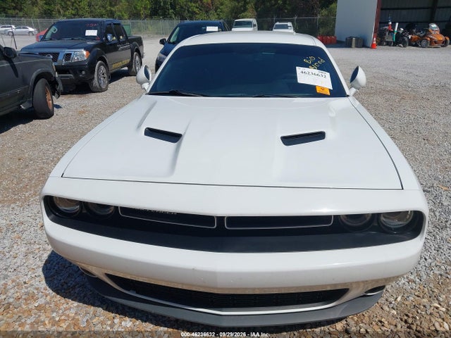 2019 DODGE CHALLENGER SXT 10
