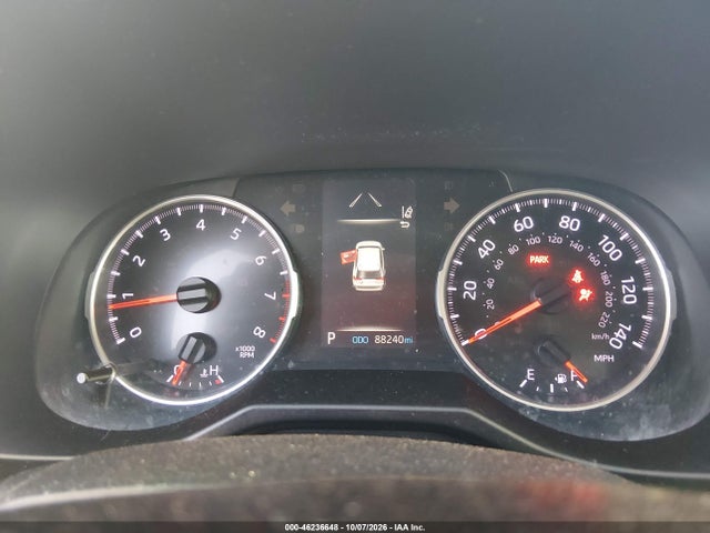 2019 TOYOTA RAV4 LE 7
