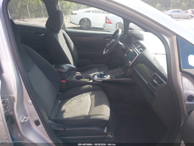 2023 NISSAN LEAF S 40 KWH 5