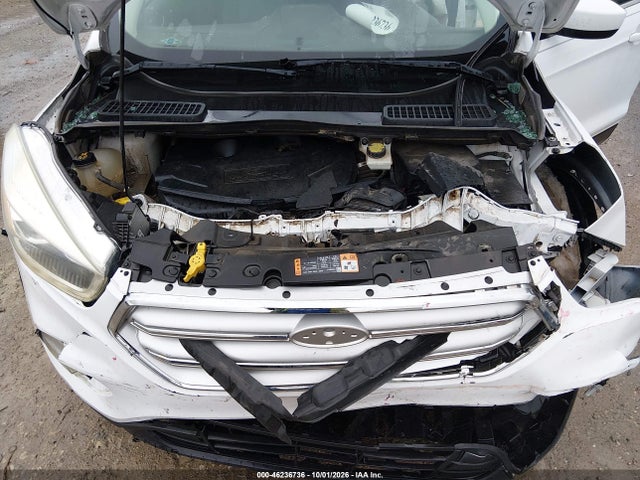 2017 FORD ESCAPE SE 10