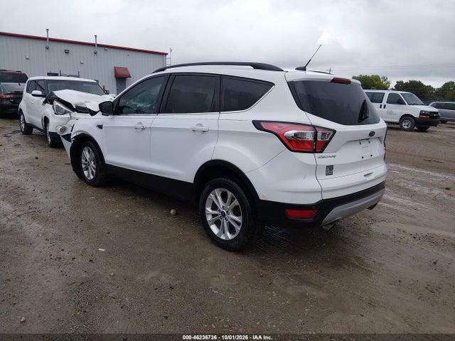 2017 FORD ESCAPE SE 3