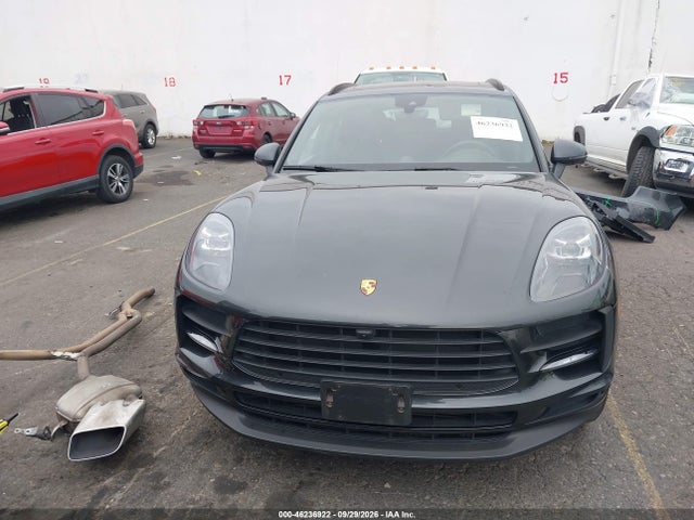 2021 PORSCHE MACAN 13