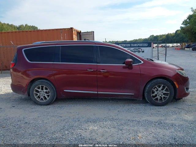 2020 CHRYSLER PACIFICA TOURING L 13