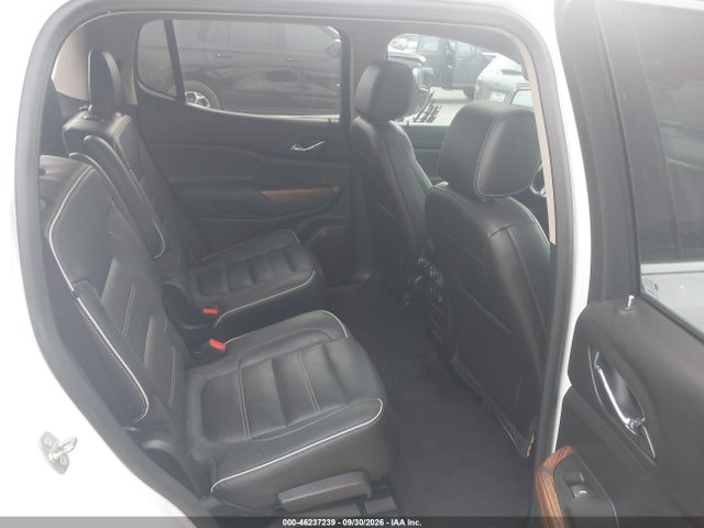 2019 GMC ACADIA DENALI 8