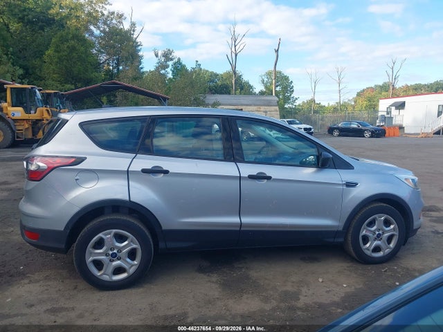 2017 FORD ESCAPE S 14