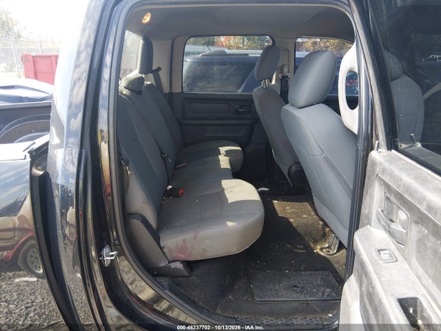 2017 RAM 1500 EXPRESS CREW CA EXPRESS 4X4 5'7 BOX 8