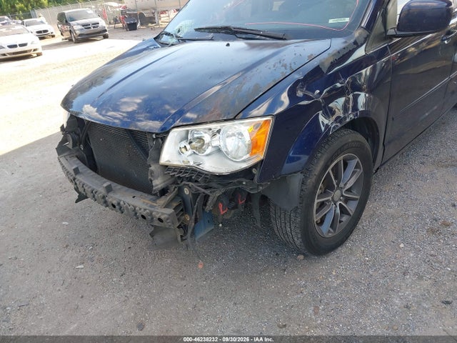 2017 DODGE GRAND CARAVAN SXT 6