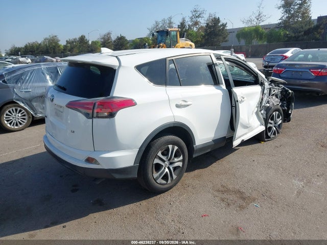 2018 TOYOTA RAV4 LE 4