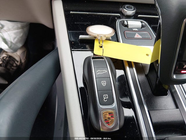 2021 PORSCHE CAYENNE COUPE 11