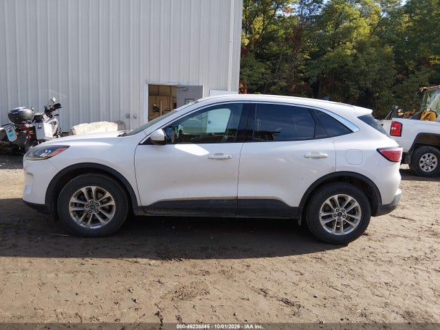 2020 FORD ESCAPE SE 14