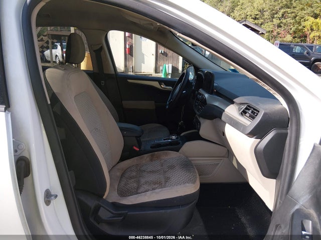 2020 FORD ESCAPE SE 5