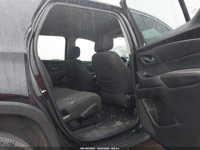 2018 CHEVROLET TRAVERSE LS 8