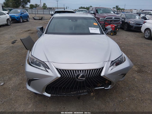 2019 LEXUS ES 350 13