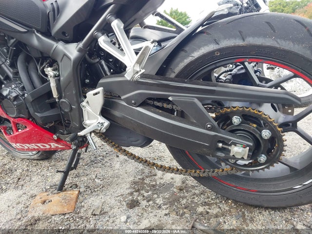 2025 HONDA CBR650 R 18