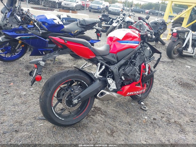 2025 HONDA CBR650 R 4