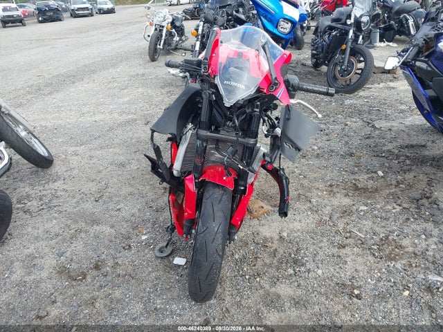 2025 HONDA CBR650 R 5