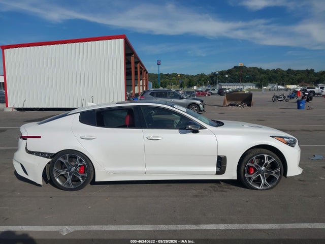 2021 KIA STINGER GT2 11