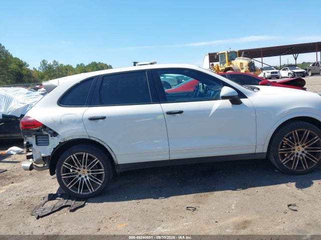 2017 PORSCHE CAYENNE PLATINUM EDITION 14