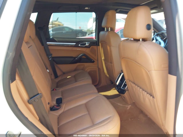 2017 PORSCHE CAYENNE PLATINUM EDITION 8