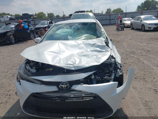 2024 TOYOTA COROLLA LE 12