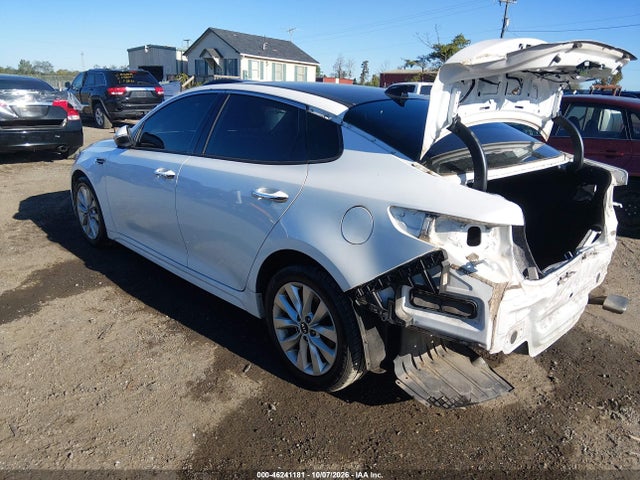 2018 KIA OPTIMA S 3