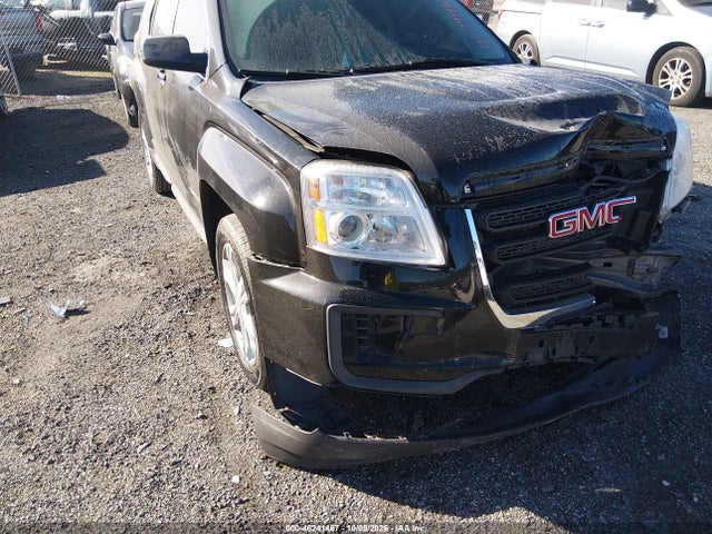 2017 GMC TERRAIN 12