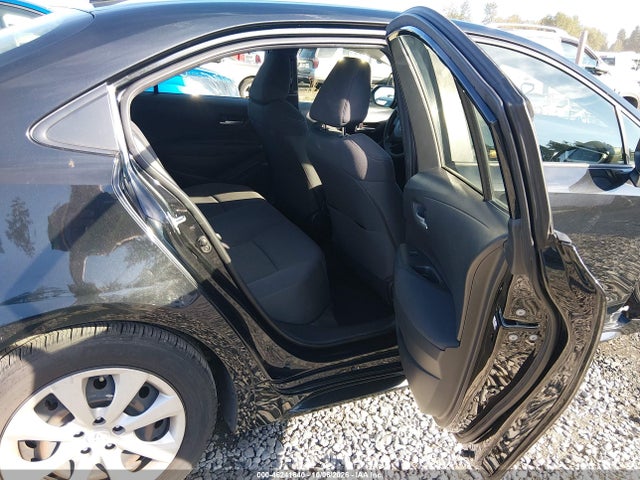 2020 TOYOTA COROLLA LE 8