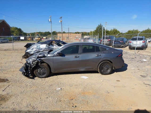2027 NISSAN SENTRA 13