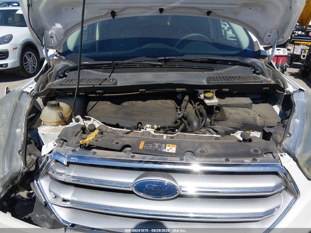 2017 FORD ESCAPE SE 10