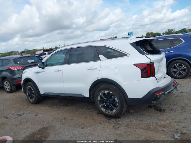 2024 KIA SORENTO S 14