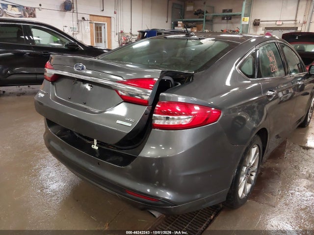 2017 FORD FUSION SE 6