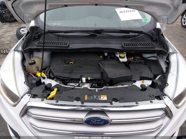 2017 FORD ESCAPE SE 10