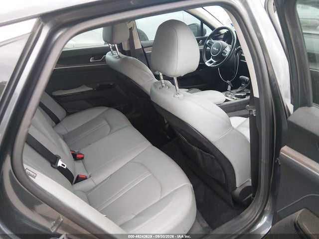 2022 KIA K5 EX 8