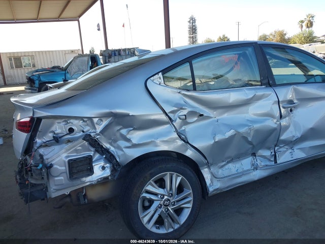 2019 HYUNDAI ELANTRA SEL 6
