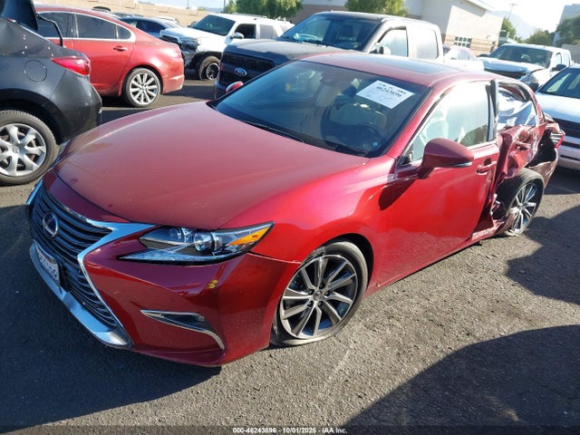 2018 LEXUS ES 300H 2