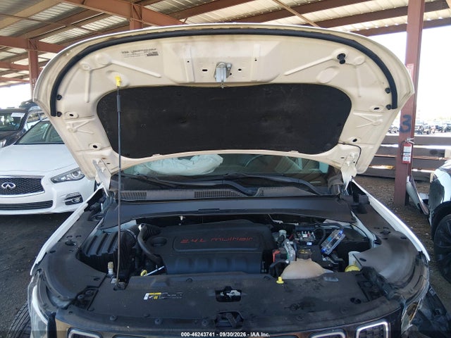 2019 JEEP COMPASS LATITUDE 4X4 10