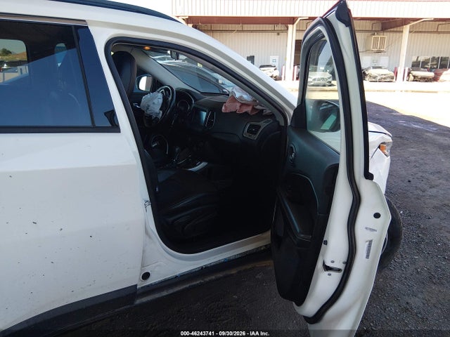 2019 JEEP COMPASS LATITUDE 4X4 5