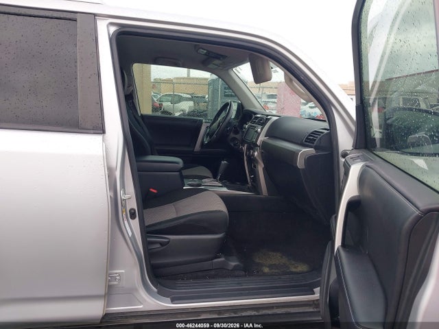 2018 TOYOTA 4RUNNER SR5 5
