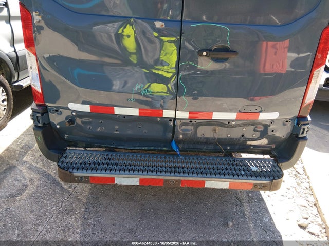 2019 FORD TRANSIT-250 6