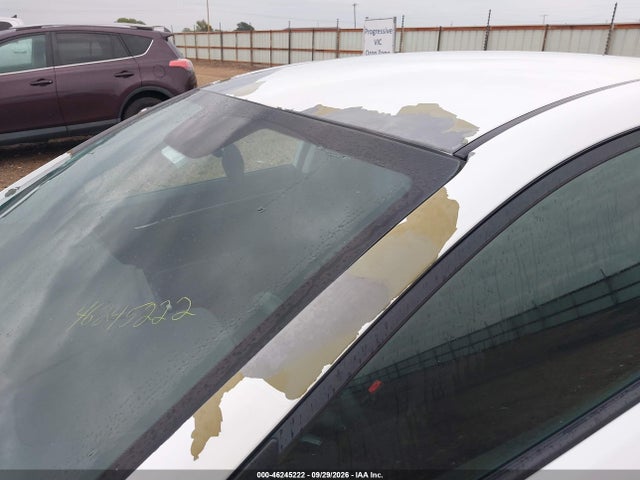 2019 HYUNDAI ELANTRA SE 16