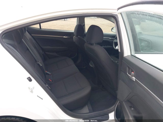 2019 HYUNDAI ELANTRA SE 8