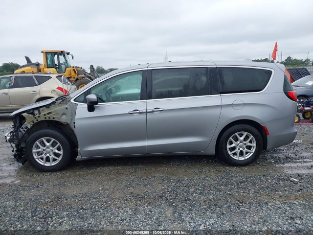 2017 CHRYSLER PACIFICA TOURING 15