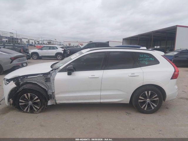 2025 VOLVO XC60 B5 CORE 14