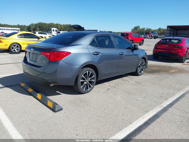 2017 TOYOTA COROLLA SE 4