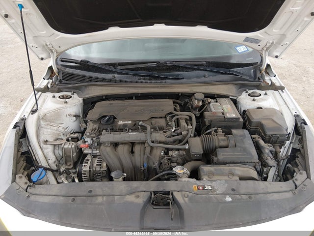 2021 HYUNDAI ELANTRA SEL 10