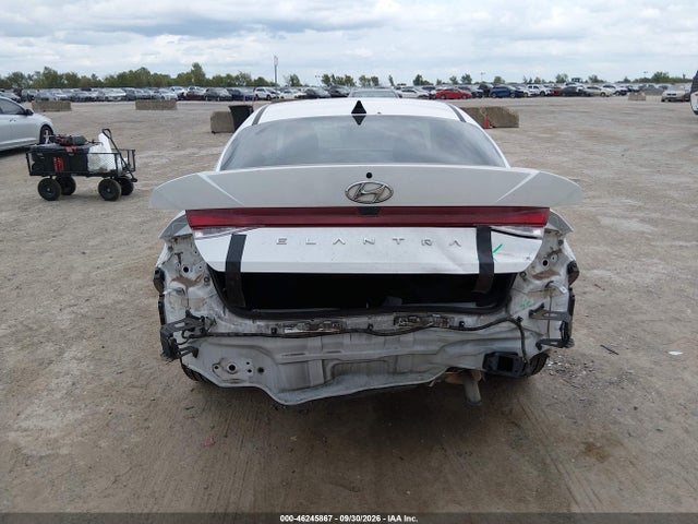 2021 HYUNDAI ELANTRA SEL 17