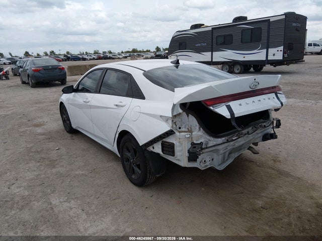 2021 HYUNDAI ELANTRA SEL 3