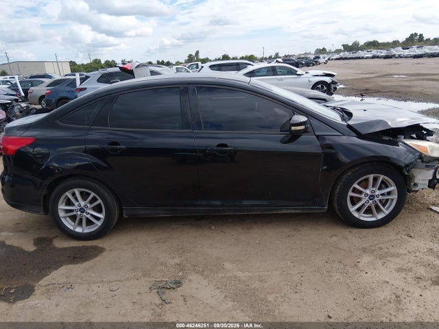 2017 FORD FOCUS SE 14