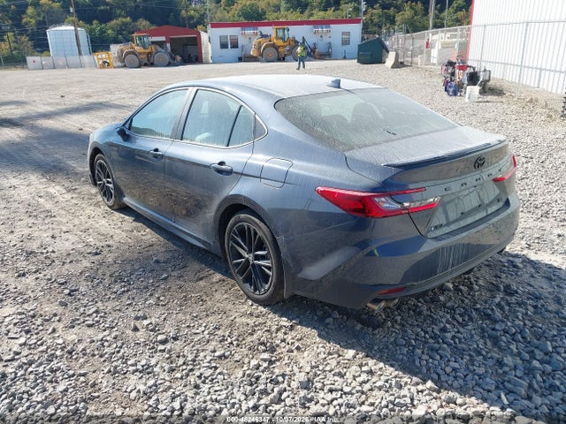2026 TOYOTA CAMRY SE 3