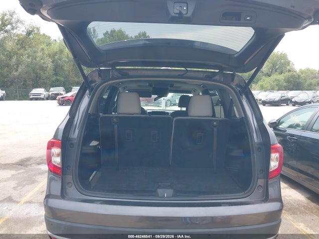 2019 HONDA PILOT TOURING 17